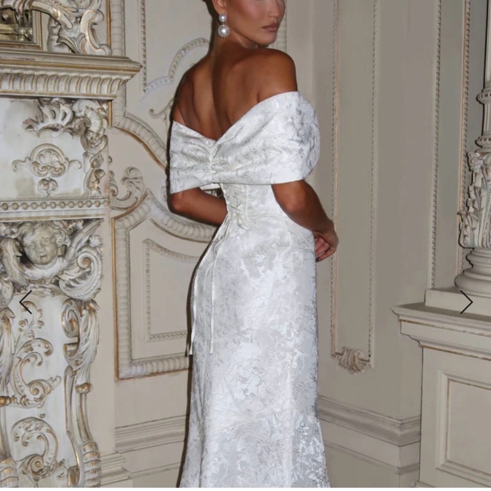 Strapless White Off-Shoulder Evening Dress - Picture 2 of 9